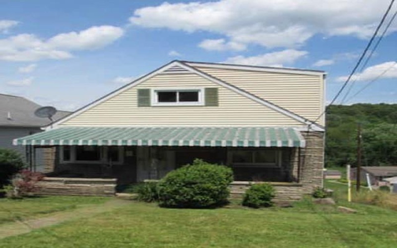 2345 Locust St, Greensburg, 15601, 4 Bedrooms Bedrooms, 6 Rooms Rooms,2 BathroomsBathrooms,Residential,For Sale,Locust St,1768655