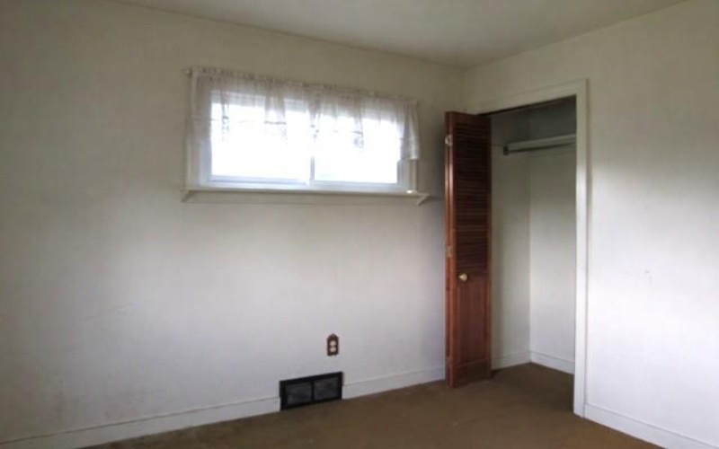 2345 Locust St, Greensburg, 15601, 4 Bedrooms Bedrooms, 6 Rooms Rooms,2 BathroomsBathrooms,Residential,For Sale,Locust St,1768655