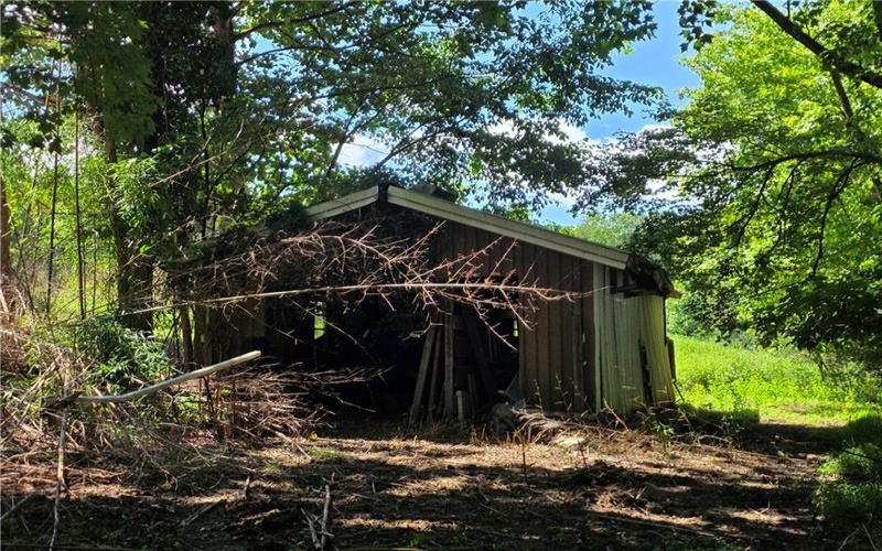 160 Derry Ridge Rd, Ligonier, 15658, 2 Bedrooms Bedrooms, ,1 BathroomBathrooms,Farm-acreage-lot,For Sale,House,Garage,Barn,Shed,Derry Ridge Rd,1768664