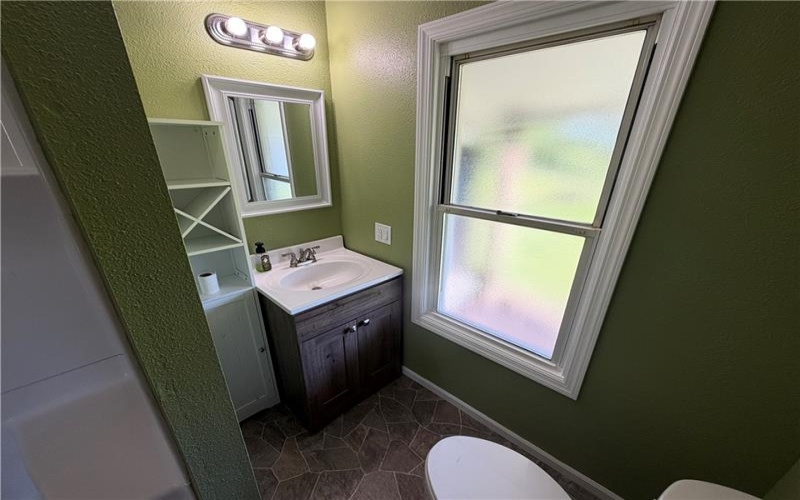 235 Jefferson Ave, Uniontown, 15472, 2 Bedrooms Bedrooms, ,1 BathroomBathrooms,Residential,For Sale,Jefferson Ave,1768691