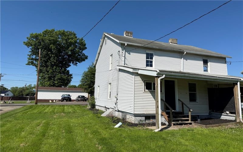 235 Jefferson Ave, Uniontown, 15472, 2 Bedrooms Bedrooms, ,1 BathroomBathrooms,Residential,For Sale,Jefferson Ave,1768691