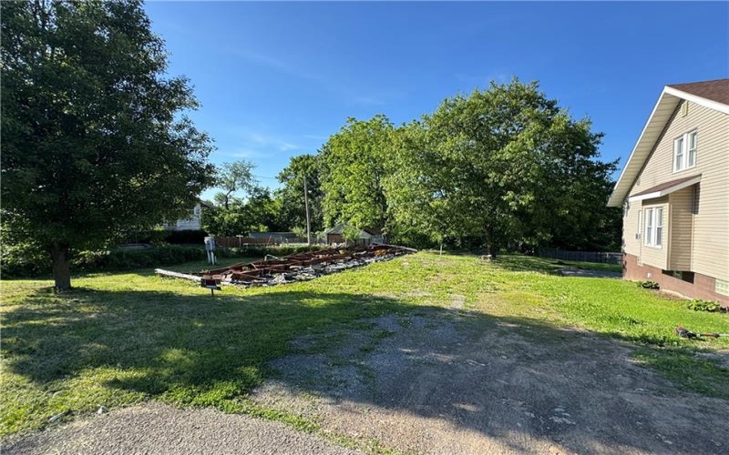 393 Gallatin Ave, Uniontown, 15401, ,Farm-acreage-lot,For Sale,Gallatin Ave,1768704