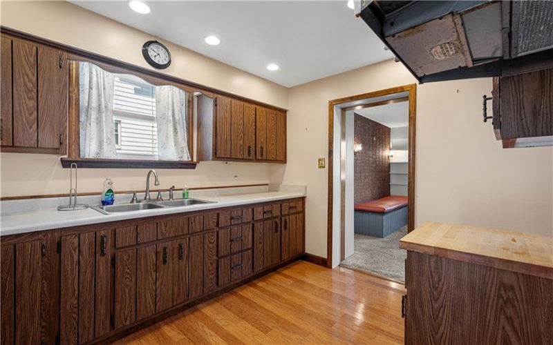212 Center Ave, Mc Donald, 15057, 3 Bedrooms Bedrooms, 9 Rooms Rooms,1.1 BathroomsBathrooms,Residential,For Sale,Center Ave,1768404