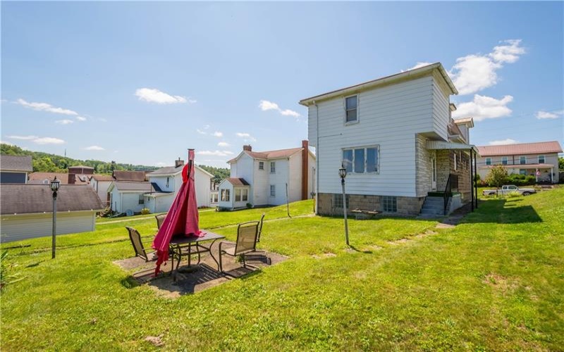 212 Center Ave, Mc Donald, 15057, 3 Bedrooms Bedrooms, 9 Rooms Rooms,1.1 BathroomsBathrooms,Residential,For Sale,Center Ave,1768404