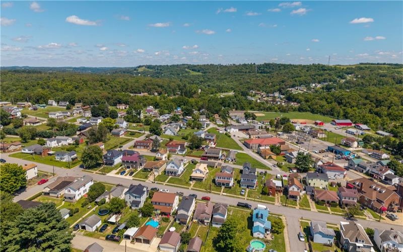 212 Center Ave, Mc Donald, 15057, 3 Bedrooms Bedrooms, 9 Rooms Rooms,1.1 BathroomsBathrooms,Residential,For Sale,Center Ave,1768404