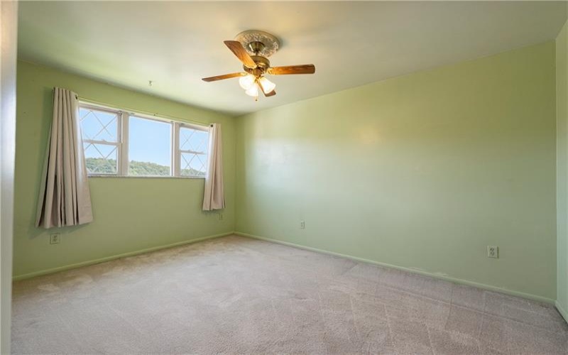 116 Schaffer Ave, Charleroi, 15022, 3 Bedrooms Bedrooms, 13 Rooms Rooms,2.1 BathroomsBathrooms,Residential,For Sale,Schaffer Ave,1768441