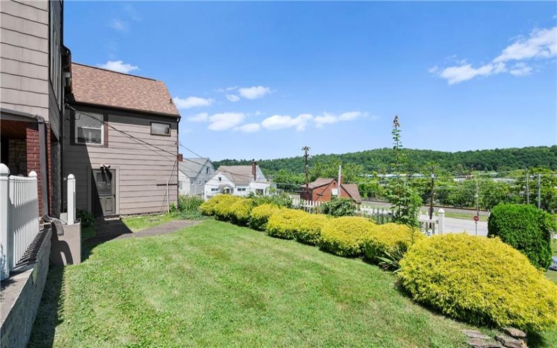 116 Schaffer Ave, Charleroi, 15022, 3 Bedrooms Bedrooms, 13 Rooms Rooms,2.1 BathroomsBathrooms,Residential,For Sale,Schaffer Ave,1768441