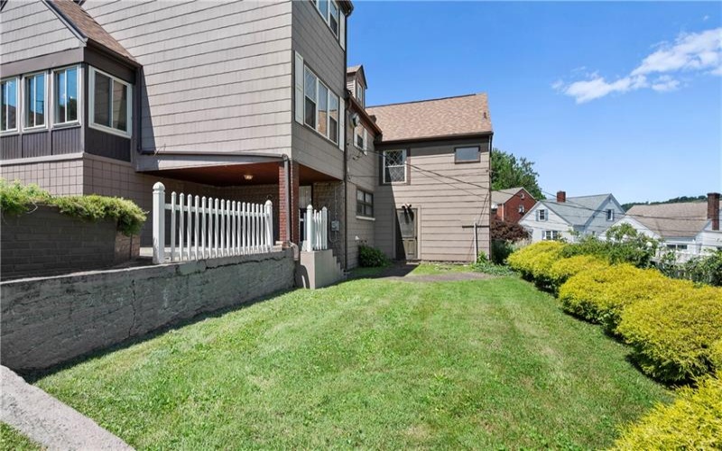 116 Schaffer Ave, Charleroi, 15022, 3 Bedrooms Bedrooms, 13 Rooms Rooms,2.1 BathroomsBathrooms,Residential,For Sale,Schaffer Ave,1768441