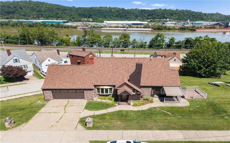 116 Schaffer Ave, Charleroi, 15022, 3 Bedrooms Bedrooms, 13 Rooms Rooms,2.1 BathroomsBathrooms,Residential,For Sale,Schaffer Ave,1768441