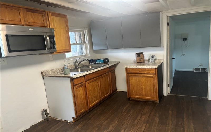 109 Harbison Ave, Masontown, 15461, 2 Bedrooms Bedrooms, 4 Rooms Rooms,1 BathroomBathrooms,Residential,For Sale,Harbison Ave,1768842