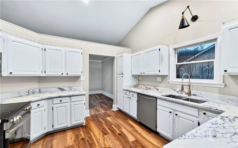 42 Norton Drive, Finleyville, 15332, 3 Bedrooms Bedrooms, 8 Rooms Rooms,2.1 BathroomsBathrooms,Residential,For Sale,Norton Drive,1753852