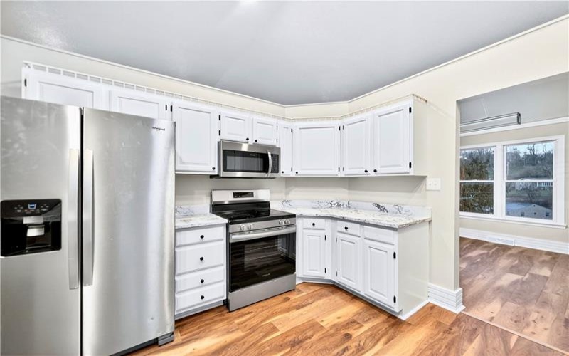 42 Norton Drive, Finleyville, 15332, 3 Bedrooms Bedrooms, 8 Rooms Rooms,2.1 BathroomsBathrooms,Residential,For Sale,Norton Drive,1753852