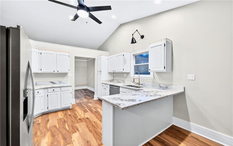 42 Norton Drive, Finleyville, 15332, 3 Bedrooms Bedrooms, 8 Rooms Rooms,2.1 BathroomsBathrooms,Residential,For Sale,Norton Drive,1753852