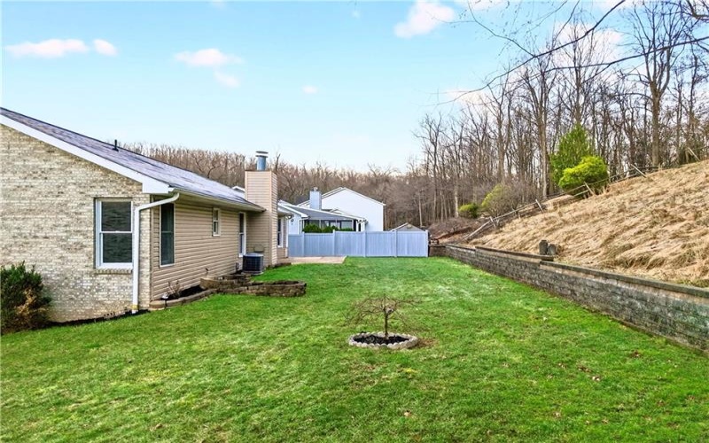 42 Norton Drive, Finleyville, 15332, 3 Bedrooms Bedrooms, 8 Rooms Rooms,2.1 BathroomsBathrooms,Residential,For Sale,Norton Drive,1753852