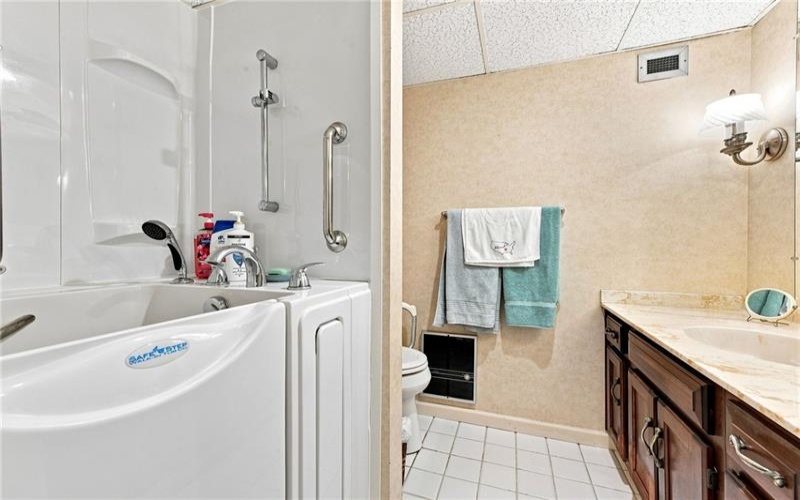 820 Beau St., Washington, 15301, 3 Bedrooms Bedrooms, 8 Rooms Rooms,3 BathroomsBathrooms,Residential,For Sale,Beau St.,1768157