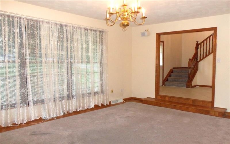 126 Surrey Drive, Canonsburg, 15317, 4 Bedrooms Bedrooms, 11 Rooms Rooms,4.1 BathroomsBathrooms,Residential,For Sale,Surrey Drive,1768429
