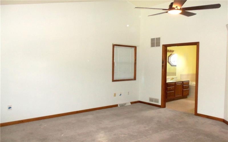 126 Surrey Drive, Canonsburg, 15317, 4 Bedrooms Bedrooms, 11 Rooms Rooms,4.1 BathroomsBathrooms,Residential,For Sale,Surrey Drive,1768429