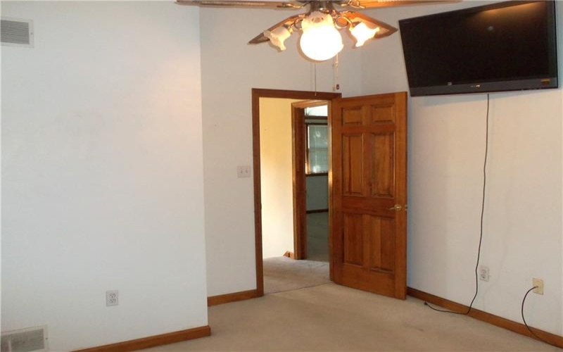 126 Surrey Drive, Canonsburg, 15317, 4 Bedrooms Bedrooms, 11 Rooms Rooms,4.1 BathroomsBathrooms,Residential,For Sale,Surrey Drive,1768429