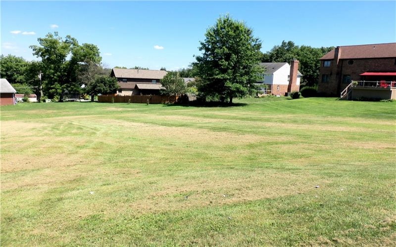 126 Surrey Drive, Canonsburg, 15317, 4 Bedrooms Bedrooms, 11 Rooms Rooms,4.1 BathroomsBathrooms,Residential,For Sale,Surrey Drive,1768429