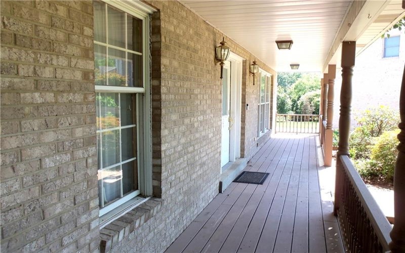 126 Surrey Drive, Canonsburg, 15317, 4 Bedrooms Bedrooms, 11 Rooms Rooms,4.1 BathroomsBathrooms,Residential,For Sale,Surrey Drive,1768429