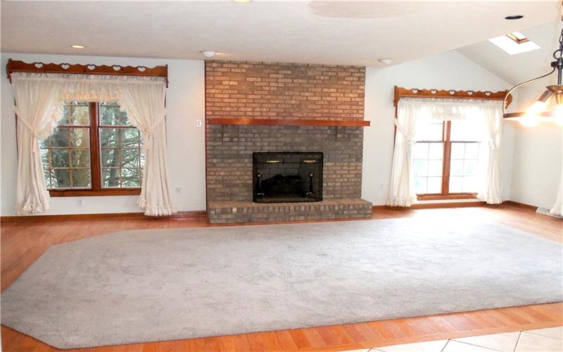 126 Surrey Drive, Canonsburg, 15317, 4 Bedrooms Bedrooms, 11 Rooms Rooms,4.1 BathroomsBathrooms,Residential,For Sale,Surrey Drive,1768429