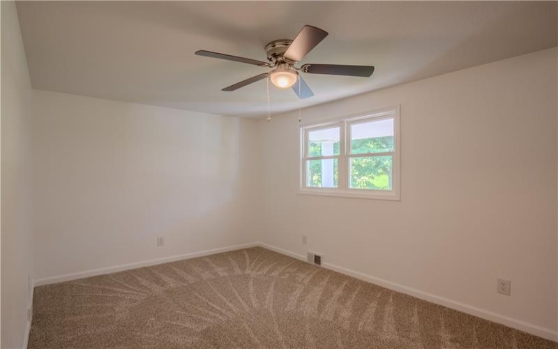 135 Willow St, Brownsville, 15417, 3 Bedrooms Bedrooms, 7 Rooms Rooms,2.1 BathroomsBathrooms,Residential,For Sale,Willow St,1768479