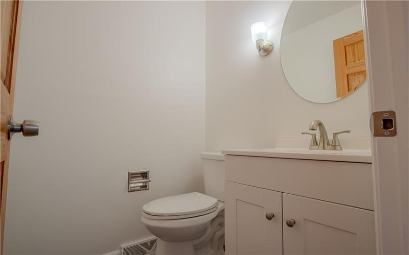 135 Willow St, Brownsville, 15417, 3 Bedrooms Bedrooms, 7 Rooms Rooms,2.1 BathroomsBathrooms,Residential,For Sale,Willow St,1768479