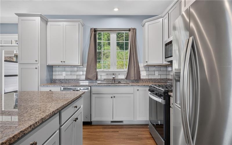 2263 Flint Dr, Washington, 15301, 3 Bedrooms Bedrooms, 8 Rooms Rooms,2.2 BathroomsBathrooms,Residential,For Sale,Flint Dr,1768619