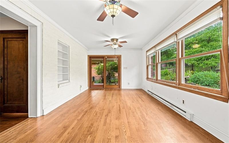60 Fairmont Avenue, Washington, 15301, 4 Bedroom Bedrooms, 9 Room Rooms,2.2 BathroomBathrooms,Residential,For Sale,Fairmont Avenue,1768700