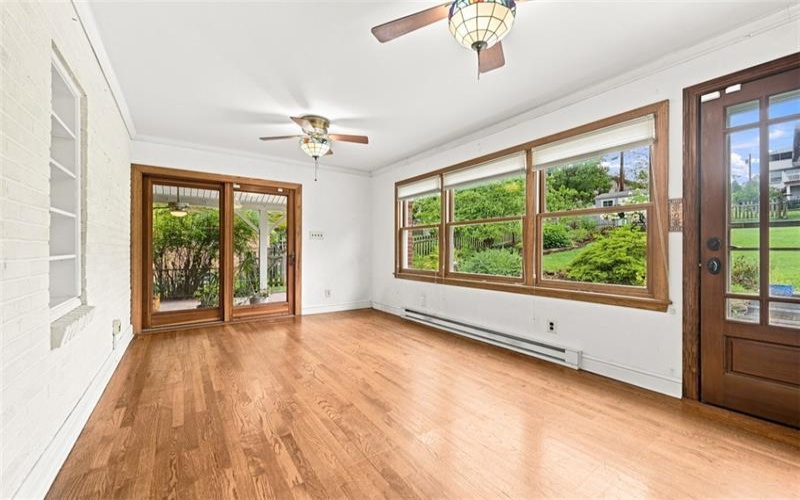 60 Fairmont Avenue, Washington, 15301, 4 Bedroom Bedrooms, 9 Room Rooms,2.2 BathroomBathrooms,Residential,For Sale,Fairmont Avenue,1768700