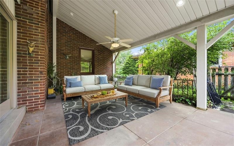 60 Fairmont Avenue, Washington, 15301, 4 Bedroom Bedrooms, 9 Room Rooms,2.2 BathroomBathrooms,Residential,For Sale,Fairmont Avenue,1768700