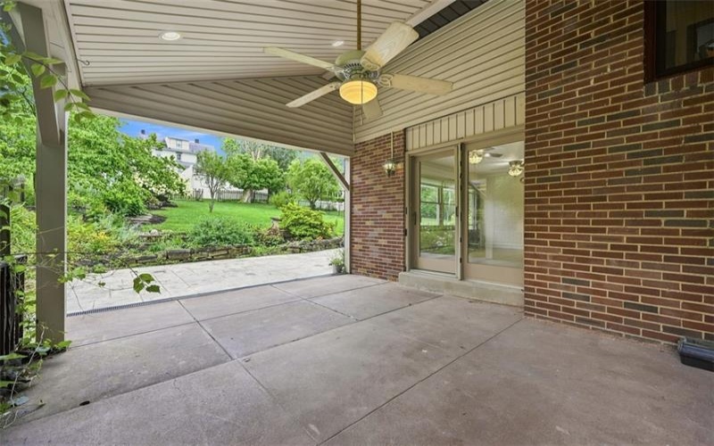 60 Fairmont Avenue, Washington, 15301, 4 Bedroom Bedrooms, 9 Room Rooms,2.2 BathroomBathrooms,Residential,For Sale,Fairmont Avenue,1768700