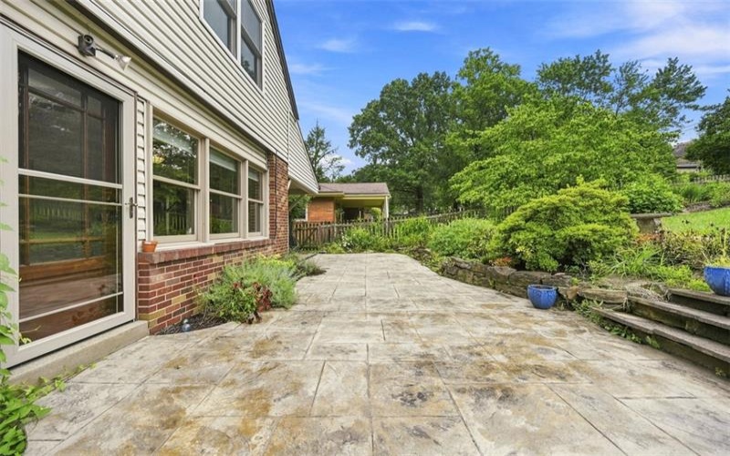 60 Fairmont Avenue, Washington, 15301, 4 Bedroom Bedrooms, 9 Room Rooms,2.2 BathroomBathrooms,Residential,For Sale,Fairmont Avenue,1768700