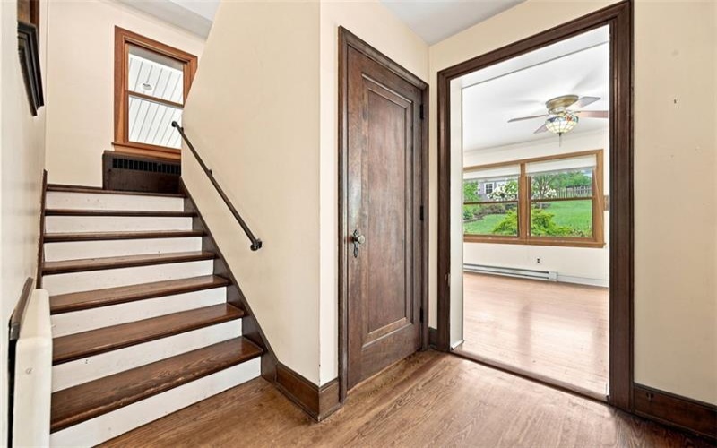 60 Fairmont Avenue, Washington, 15301, 4 Bedroom Bedrooms, 9 Room Rooms,2.2 BathroomBathrooms,Residential,For Sale,Fairmont Avenue,1768700