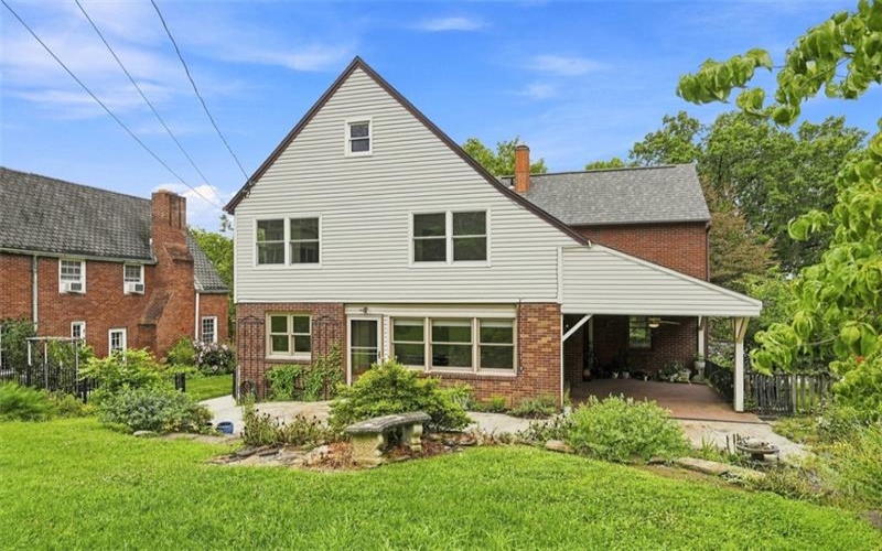 60 Fairmont Avenue, Washington, 15301, 4 Bedroom Bedrooms, 9 Room Rooms,2.2 BathroomBathrooms,Residential,For Sale,Fairmont Avenue,1768700