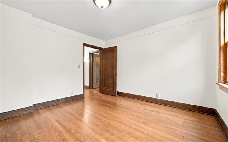 60 Fairmont Avenue, Washington, 15301, 4 Bedroom Bedrooms, 9 Room Rooms,2.2 BathroomBathrooms,Residential,For Sale,Fairmont Avenue,1768700