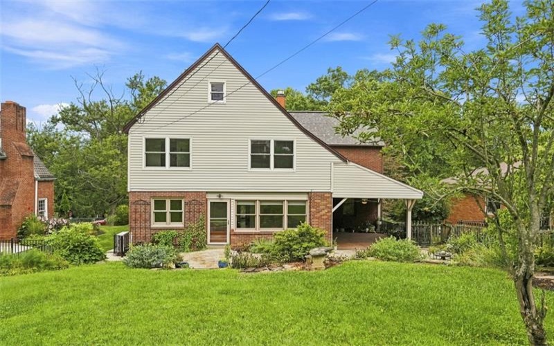60 Fairmont Avenue, Washington, 15301, 4 Bedroom Bedrooms, 9 Room Rooms,2.2 BathroomBathrooms,Residential,For Sale,Fairmont Avenue,1768700
