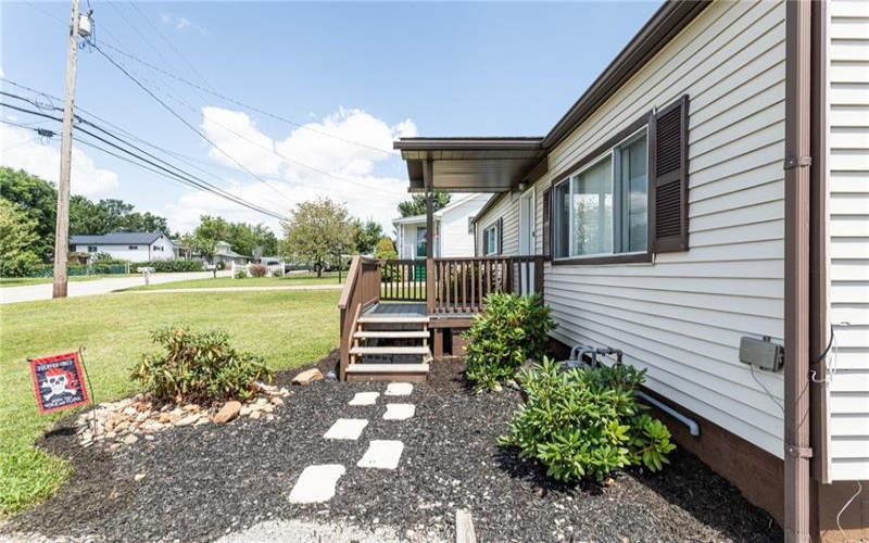 198 HOPWOOD -FAIRCHANCE RD, Uniontown, 15401, 3 Bedrooms Bedrooms, ,2 BathroomsBathrooms,Residential,For Sale,HOPWOOD -FAIRCHANCE RD,1768714