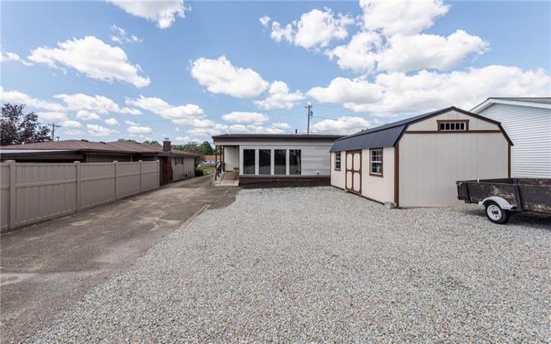 198 HOPWOOD -FAIRCHANCE RD, Uniontown, 15401, 3 Bedrooms Bedrooms, ,2 BathroomsBathrooms,Residential,For Sale,HOPWOOD -FAIRCHANCE RD,1768714