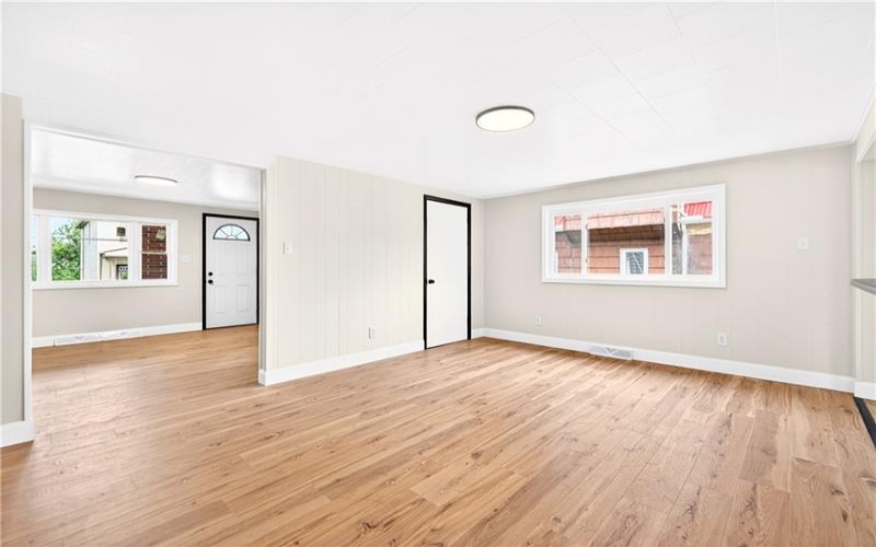 237 Allen Ave, Donora, 15033, 3 Bedrooms Bedrooms, 6 Rooms Rooms,1.1 BathroomsBathrooms,Residential,For Sale,Allen Ave,1768735
