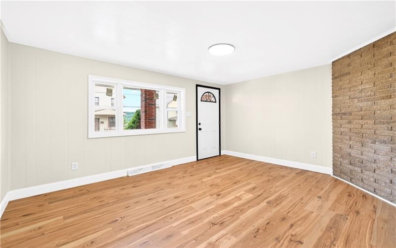 237 Allen Ave, Donora, 15033, 3 Bedrooms Bedrooms, 6 Rooms Rooms,1.1 BathroomsBathrooms,Residential,For Sale,Allen Ave,1768735