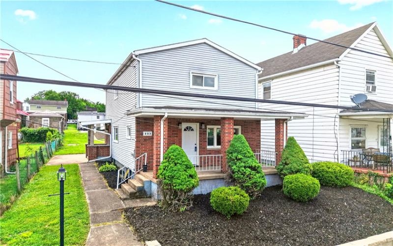 237 Allen Ave, Donora, 15033, 3 Bedrooms Bedrooms, 6 Rooms Rooms,1.1 BathroomsBathrooms,Residential,For Sale,Allen Ave,1768735