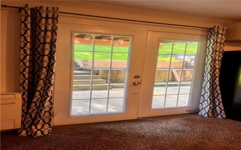 306 Black Walnut Dr, Greensburg, 15601, 4 Bedroom Bedrooms, ,3 BathroomBathrooms,Residential,For Sale,Black Walnut Dr,1768779