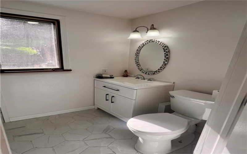 306 Black Walnut Dr, Greensburg, 15601, 4 Bedroom Bedrooms, ,3 BathroomBathrooms,Residential,For Sale,Black Walnut Dr,1768779