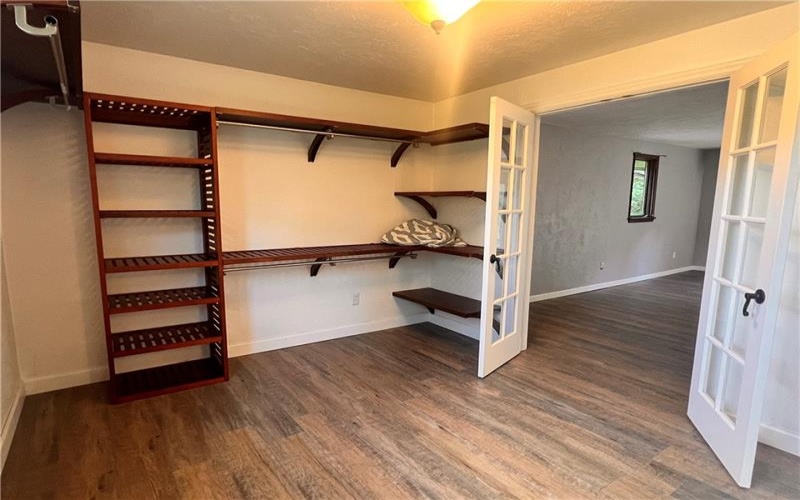 306 Black Walnut Dr, Greensburg, 15601, 4 Bedroom Bedrooms, ,3 BathroomBathrooms,Residential,For Sale,Black Walnut Dr,1768779