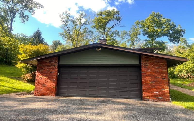 306 Black Walnut Dr, Greensburg, 15601, 4 Bedroom Bedrooms, ,3 BathroomBathrooms,Residential,For Sale,Black Walnut Dr,1768779