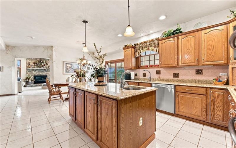 9551 DOWNING PLACE, IRWIN, 15642, 4 Bedroom Bedrooms, 10 Room Rooms,3.1 BathroomBathrooms,Residential,For Sale,DOWNING PLACE,1768786