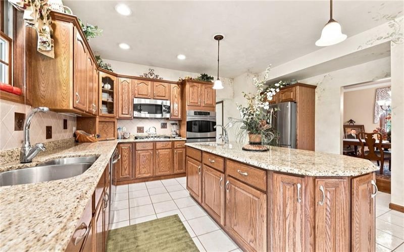 9551 DOWNING PLACE, IRWIN, 15642, 4 Bedroom Bedrooms, 10 Room Rooms,3.1 BathroomBathrooms,Residential,For Sale,DOWNING PLACE,1768786