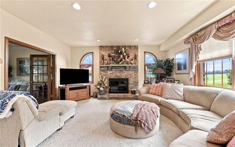 9551 DOWNING PLACE, IRWIN, 15642, 4 Bedroom Bedrooms, 10 Room Rooms,3.1 BathroomBathrooms,Residential,For Sale,DOWNING PLACE,1768786
