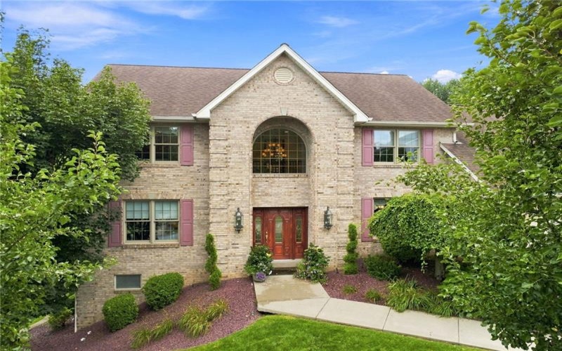 9551 DOWNING PLACE, IRWIN, 15642, 4 Bedroom Bedrooms, 10 Room Rooms,3.1 BathroomBathrooms,Residential,For Sale,DOWNING PLACE,1768786